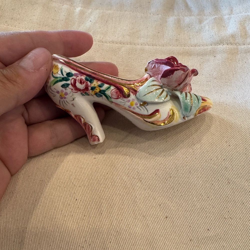 Cute Vintage Japan Porcelain Shoe Figurines